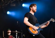 ROYAL BLOOD – Hail to the King !