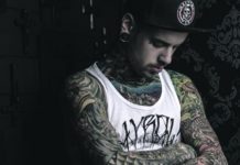 Hyraw Clothing : rock is beautiful