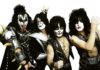 The Dark Side of : Kiss