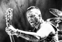 Ricky Warwick de Black Star Riders et The Almighty parle de ses deux albums solos sortis récemment