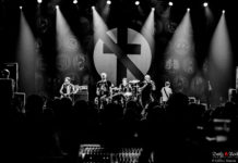 BAD RELIGION (+Walking With Ghosts) – Z7 Pratteln, 11.07.2016