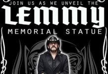 Une statue en la mémoire de Lemmy au Rainbow Bar