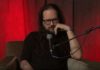 Jonathan Davis (Korn) répond à un questionnaire dans l’émission radio d’Alice Cooper