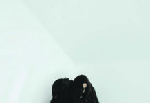 Chelsea Wolfe –
Hiss Spun