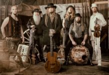 KORPIKLAANI dévoile la vidéo de ‘Beer Beer’ avec Christopher Bowes d’ALESTORM