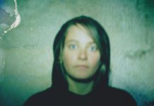 Emilie Zoé – Moins, c’est plus