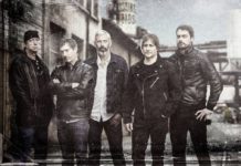 KISSING TOADS – La revanche du crapaud