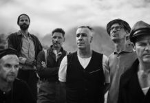 Fausse alerte : le frontman de Rammstein ne souffre pas du COVID-19