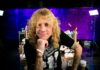 Steven Adler : hospitalisé après s’être poignardé lui-même