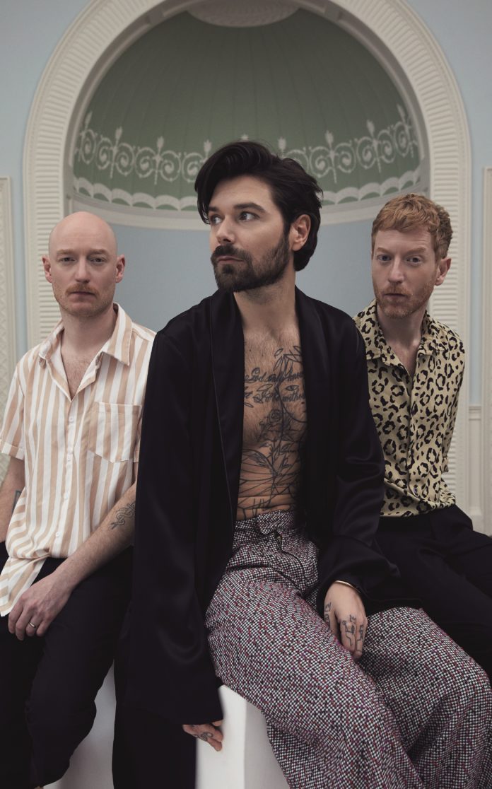 Biffy Clyro - Press Image 2020 3 - Announcement Shot_Ash Roberts