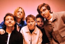 NOTHING BUT THIEVES – LES PIEDS SUR TERRE