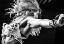 Exposition Photo Electric Ladies