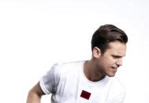 BASTIEN BAKER – Nouvel album au sommet des charts !