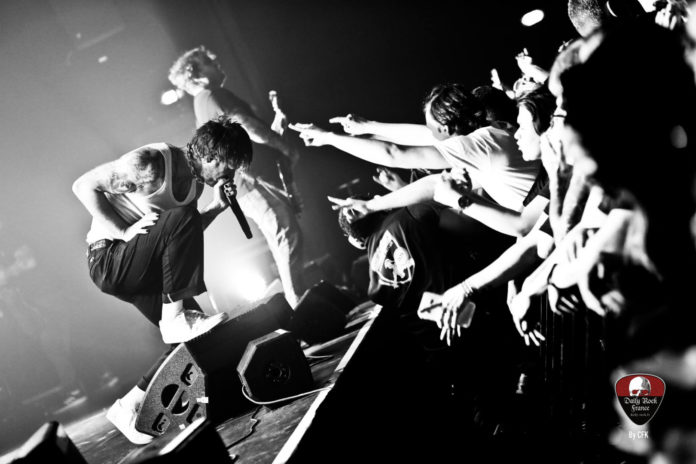 While-She-Sleeps-Metz-17-05-23-c-Catherine-Florian-25