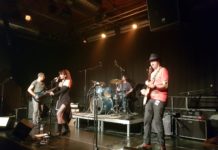 ASTRAGALE – Rétro décontracté