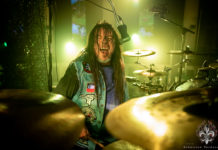 MONONC’SERGE & ANONYMUS À L’ÉGLISE