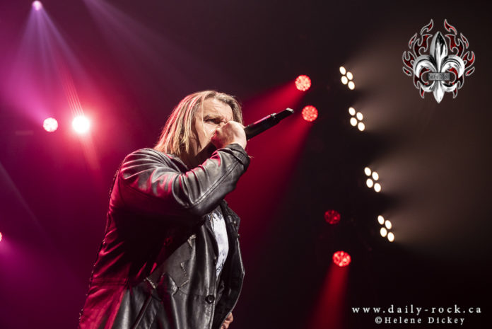 Three-Days-Grace-Helene-Dickey-Place-Bell06