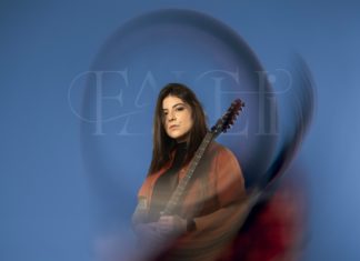 JÉSSICA DI FALCHI LANCE SON NOUVEAU PROJET ET DÉVOILE UN TITRE INTITULÉ MOONLACE