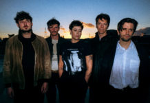 Pain Magazine – Ouverts à l’imprévu Le groupe Pain Magazine pour la sortie de son album "Violent God" sur le label Humus Records