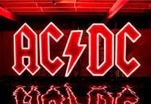 LES BOUTIQUES ÉPHÉMÈRES « PWR/UP » D’AC/DC DÉBARQUENT DANS CHAQUE VILLE DE LA TOURNÉE !
